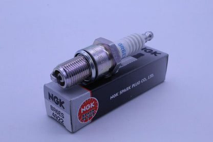 NGK BR6ES Nickel Spark Plug with 0.9mm Gap – Part Number 4922