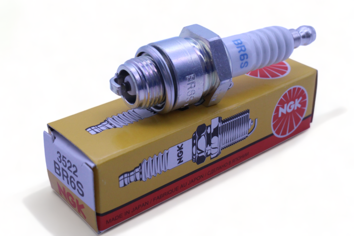 NGK BR6S Spark Plug - Part Number 3522 for Reliable Engine Performance