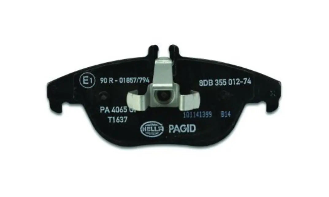 Hella Brake Pad Set for Disc Brakes – Reliable Replacement for Enhanced Stopping Power