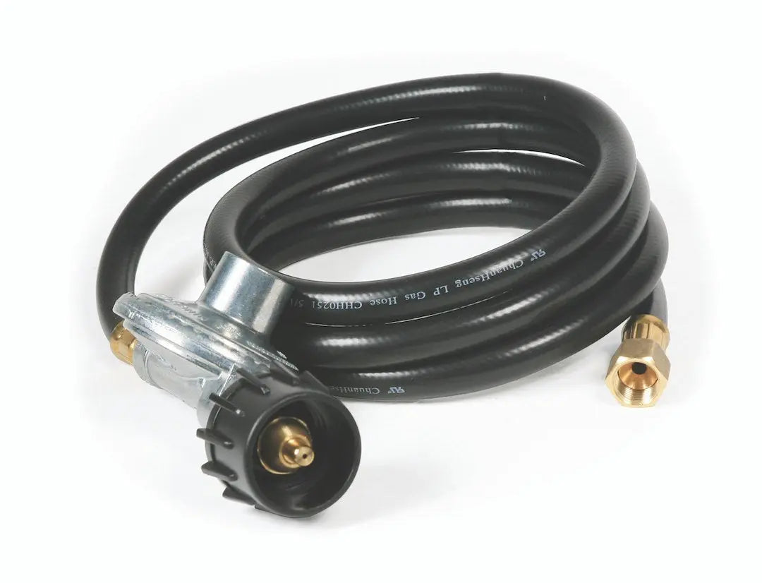 Camco LP Hose with Regulator - 6 Feet by CAMCO