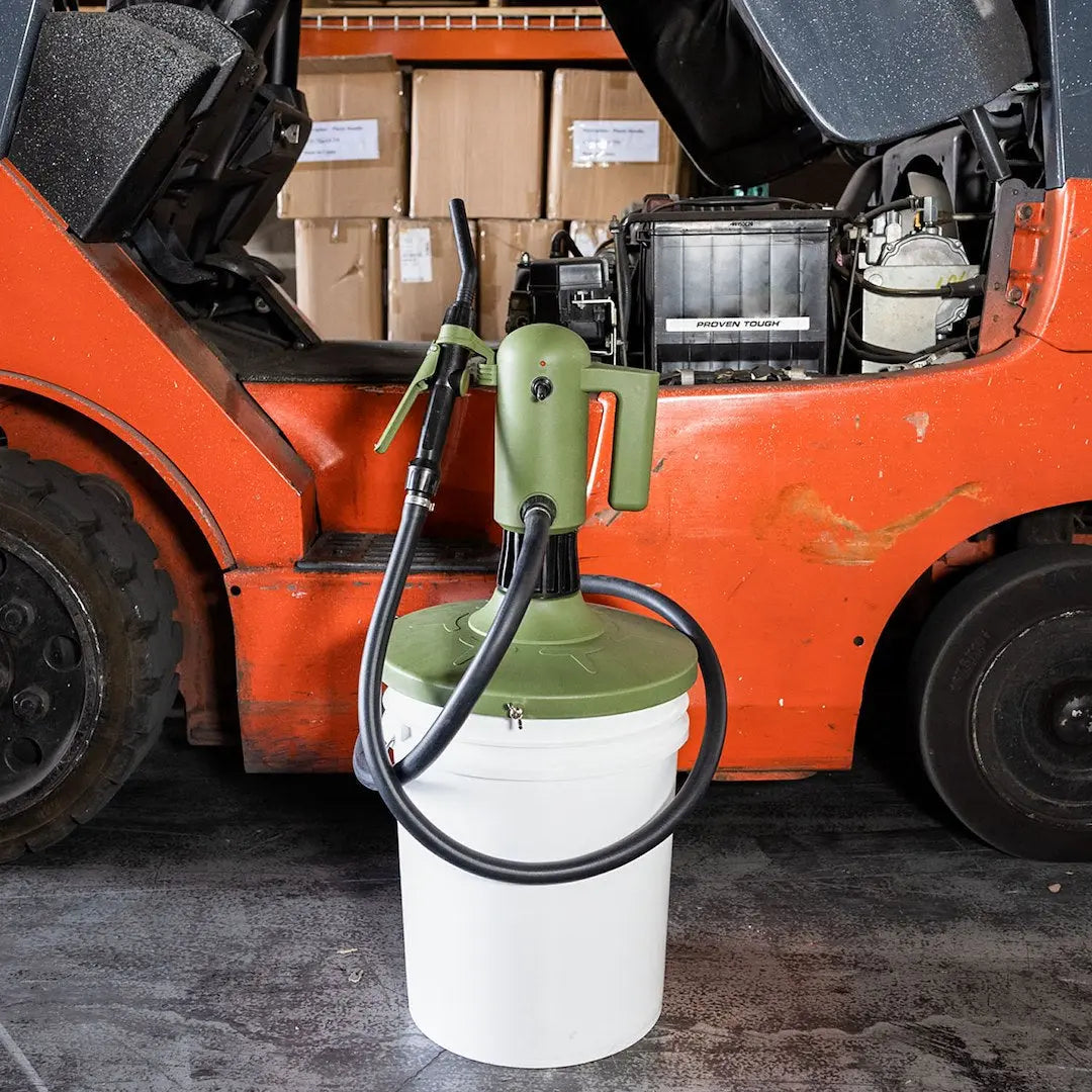 TERA PUMP TRPAIL-B Lithium Battery Pail Pump for Efficient Container Handling