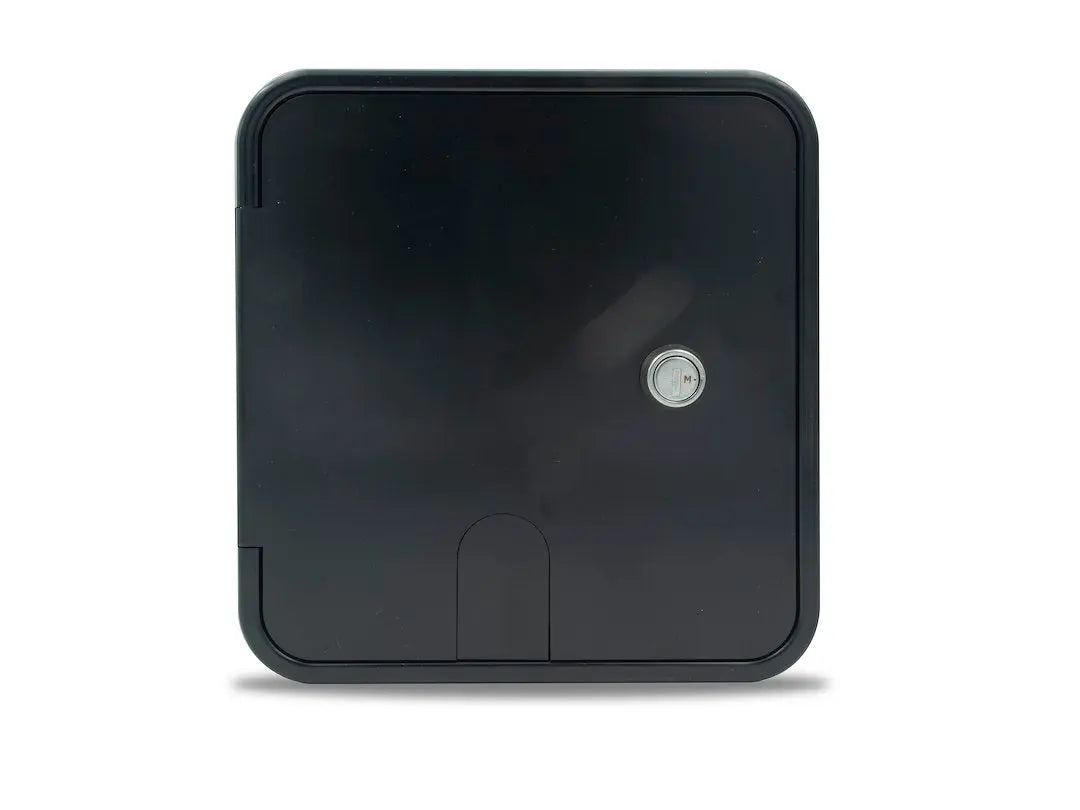 B&B MOLDERS LG 30/50 Amp Electric HTC Key - Reliable Power Connection