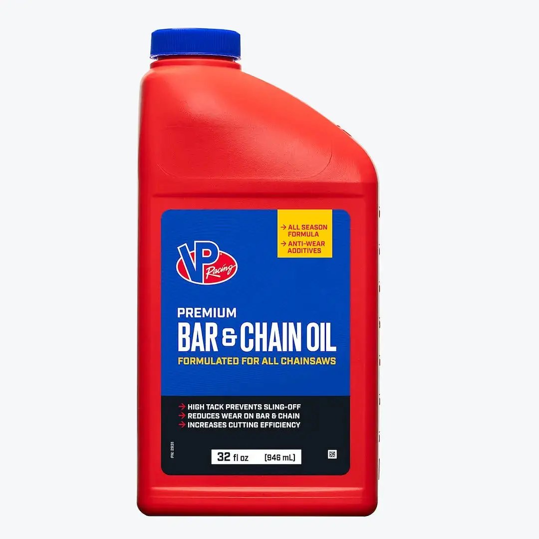VP Fuel Bar and Chain Oil Quart Retail Bottle (Part Number 2931) by VP FUEL
