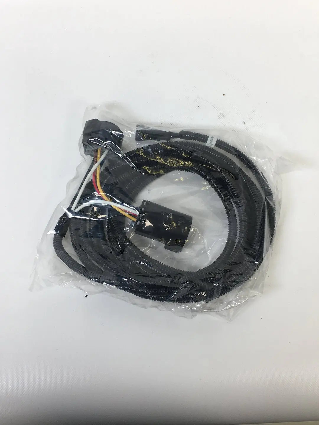 WeatherGuard Wiring Harness W51827WS - Reliable Electrical Connection for Your Vehicle
