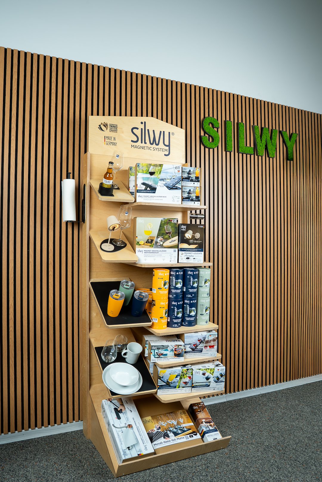 SILWY MAGNET POSLA1 Large Point of Sale Display