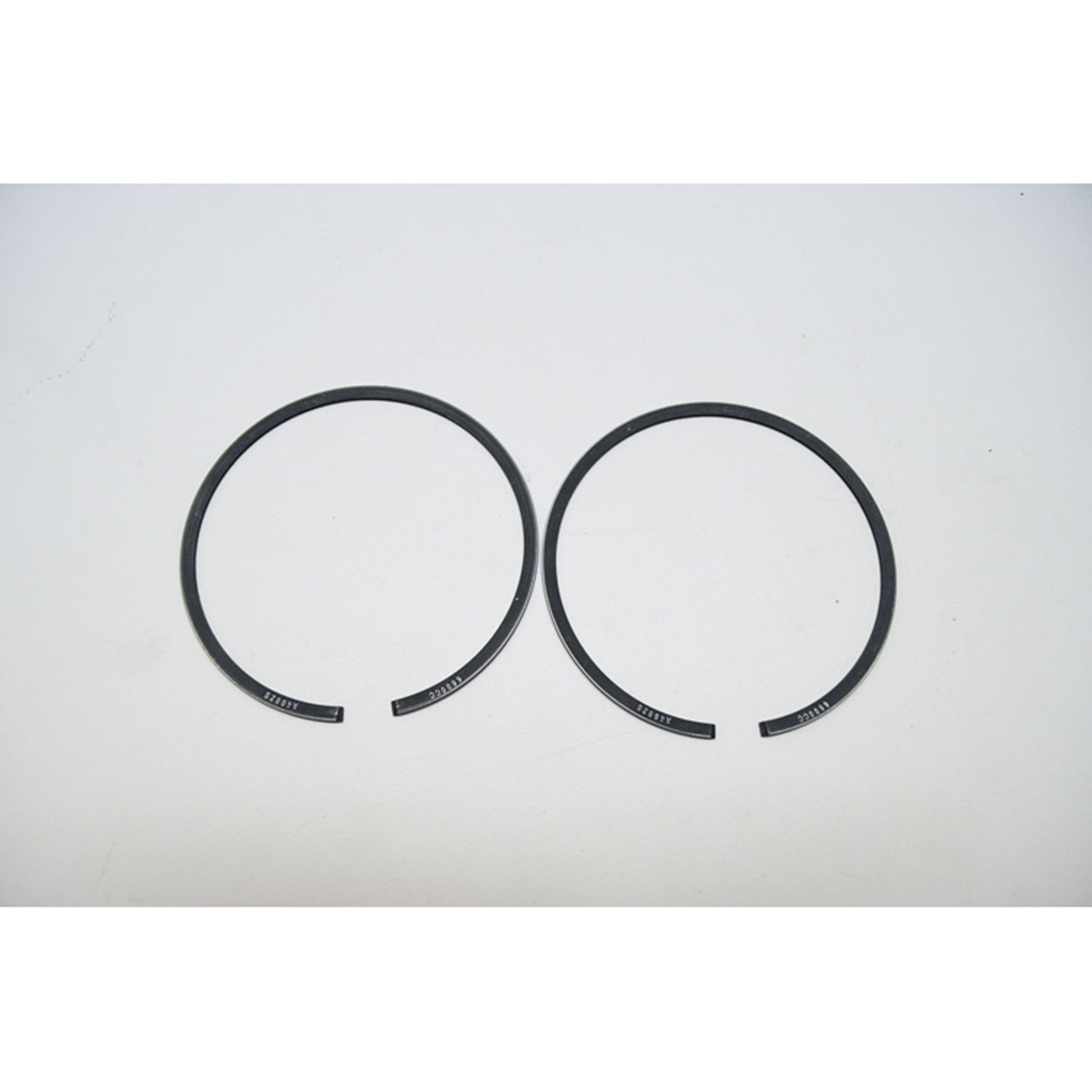 NAMURA NX-10051-6R Piston Ring Set for Automotive Engines